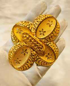 ชุดเครื่องประดับทองแดงสำหรับผู้หญิงชาวแอฟริกัน แบรนด์ HABITU ENTERPRISES ประกอบด้วยกำไลข้อมือ/แหวน พร้อมชิ้นส่วนชุบทอง จากมณฑลมหาราษฏระ - Product Image 3