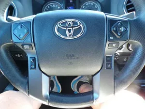 โตโยต้า ทาโคมา ทีอาร์ดี ออฟโรด ปี 2023 - Product Image 2