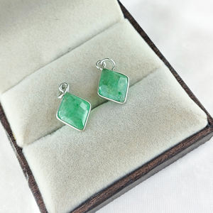 Pendiente colgante de Aventurina de plata de ley 925, joyería de piedras preciosas con forma de rombo de corte facetado verde con chapado en rodio - Product Image 4
