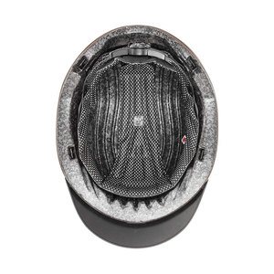 Casco de equitación de diseño ligero con ajuste cómodo y carcasa exterior resistente para uso diario seguro. - Product Image 6