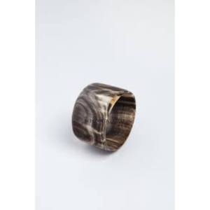 Anneaux de serviette de mariage luxueux de haute qualité en aluminium coulé plaqué or de conception élégante provenant d'Inde - Product Image 3