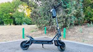 ÚLTIMO MODELO EN STOCK EN LA UE, CERTIFICADO ORIGINAL Premium In-Motions Peak, potencia del motor: 2x 2520W; Batería: 72V, 30Ah; 72V 2155Wh / Li-ion 18650 - Product Image 2