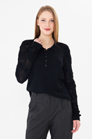 Blouse élégante en tricot à col polo pour femme - Motif rose, dentelle, manches longues, blanc, chic, tricot
