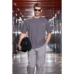 GRIMELANGE CAPISO T-shirt à col rond pour homme, 100 % coton biologique, coupe classique, avec détails imprimés - Product Image 3