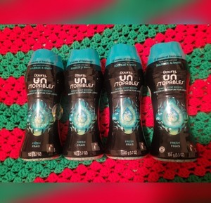 Perles de parfum Downy Unstopables Shimmer Scent In-Wash 10 Oz - Product Image 4