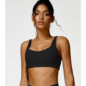 Top Deportivo Negro con Estampado de Mariposa, Talla Grande, Cuello Doble Ajustable, Transpirable, de Secado Rápido, para Gimnasio, Yoga y Deportes para Mujer - Product Image 1