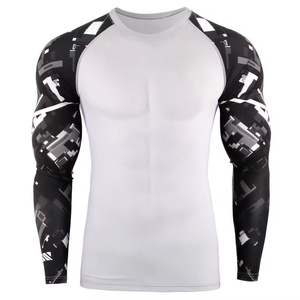 Venta al por mayor logotipo personalizado manga larga Rash Guard para hombres impreso Rash Guard - Product Image 4