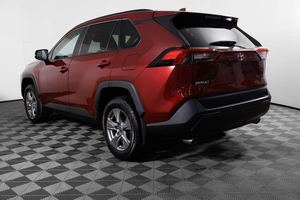 Toyota RAV4 XLE AWD SUV Hatchback 2.5L Gasolina Safety Sense 2.0 Techo Solar CarPlay Interior Oscuro en VENTA - Product Image 3