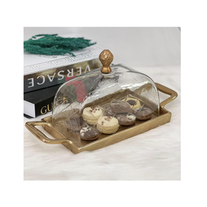 Plateau à dessert en aluminium plaqué or à trois compartiments pour servir des bonbons et des chocolats dans les restaurants et les hôtels - Product Image 4