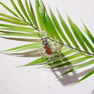 Fabriquer le parfum ultime: pourquoi les parfumeurs choisissent l'huile essentielle de bois d'agar - Product Image 4