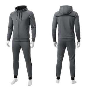 Conjunto Deportivo de 2 Piezas para Hombre, Color Verde Oliva, Estilo Urbano, con Capucha, Corte Regular, 100% Algodón - Product Image 6