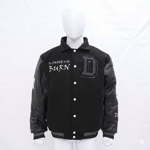 เสื้อแจ็คเก็ตวาร์ซิตี้พิมพ์ลายพร้อมปักโลโก้คุณภาพพรีเมียมยอดนิยม รุ่นใหม่ ให้ความอบอุ่นและสวมใส่สบายสำหรับผู้ชาย - Product Image 1