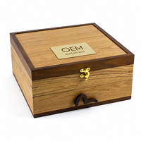 Boîte cadeau en bois MDF artisanale en gros OEM/ODM, boîte cadeau de luxe artisanale avec design et logo personnalisés