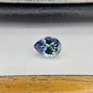 Tanzanita Bicolor y Zoisita Natural Sin Tratar, Corte Pera, Gema Suelta para Joyería - Product Image 4