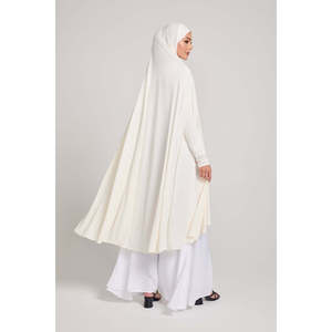 เสื้อคลุมมุสลิมแบบดั้งเดิมเสื้อเจอร์ซีย์อาบายาแบบพรีเมี่ยมปิดสีขาว - Product Image 5