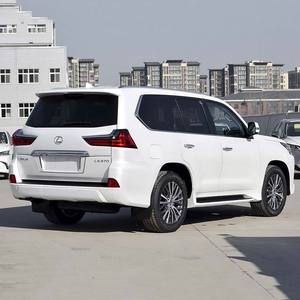 LX 570 Sport Luxury SUV 2019-2021, 5 Puertas, Cinco Plazas, con Tracción en las Cuatro Ruedas, Tamaño de Neumáticos R20, Portaequipajes en el Techo, Motor V8 de Gasolina, LX570 - Product Image 1
