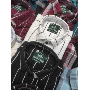 Chemise pour homme de qualité supérieure avec motif géométrique à manches longues en coton doux de style vintage et aspect professionnel-Grindal Checks - Product Image 1