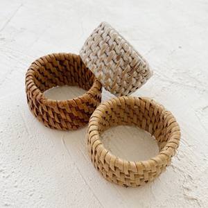 Anillos naturales para servilletas, artículos de mesa para banquetes, anillos de ratán para servilletas, suministro de fábrica - Product Image 1