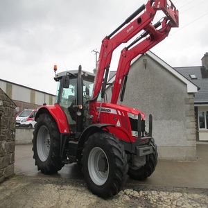 รถแทรคเตอร์7618แมสซีย์เฟอร์กูสันสำหรับงานหนักได้รับการออกแบบมาเพื่อการเกษตรสมรรถนะของเครื่องยนต์ที่น่าเชื่อถือ - Product Image 3