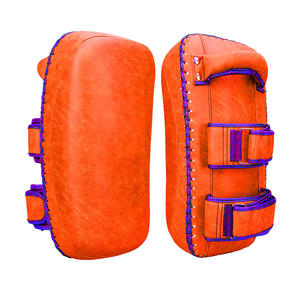 Almohadilla de patada de objetivo de boxeo de PU respetuosa con el medio ambiente para entrenamiento de artes marciales y entrenamientos de fitness personalizado hecho a mano con su logotipo - Product Image 3