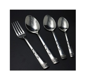 New Decorative <b>Kitchen</b> <b>Utensil</b> Cutlery Set Best Quality Stainless Steel Cutlery Set Restaurant Household Flatware Cutlery Set - Product Image 6