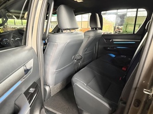 ใหม่/มือสอง ปี 2026 โตโยต้า ไฮลักซ์ ดีเซล เกียร์อัตโนมัติ สีเขียว 150 กิโลวัตต์-204 แรงม้า - Product Image 5