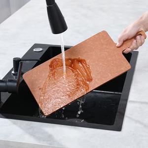 Toptier Planche à découper en fibre de bois pour la cuisine avec poignée Planche à découper en bois de cuisine antidérapante - Product Image 2