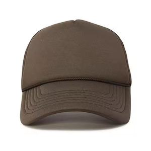 Gorra Trucker Unisex de 6 Paneles Negra con Logotipo Bordado Personalizado, Visera Curva, Deportiva, Casual, para Esquí, Ciclismo, Tejido de Malla - Product Image 3