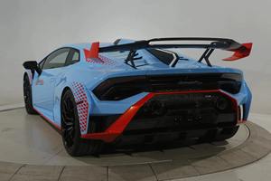 Lamborghini Huracan STO 2023 certifiée propre et utilisée de manière équitable - Product Image 4