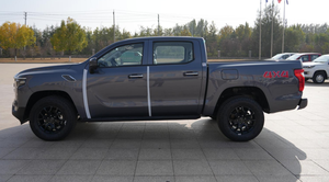 รถบรรทุกขนาดเล็ก V7 4x2 พวงมาลัยซ้าย กำลัง 100-150 แรงม้า และแรงบิด 100-200 นิวตันเมตร มีสินค้าใหม่ในสต็อก - Product Image 3