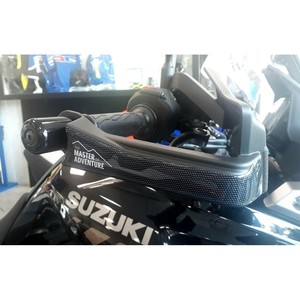 Kit di Adesivi 3D Personalizzati per Moto, Decalcomanie Gialle Compatibili con Suzuki V-Strom 1050 - Product Image 4