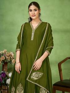 Lo último en seda romana pesada con trabajo de bordado Kurti con pantalón con trabajo de bordado de organza pesado Dupatta - Product Image 5