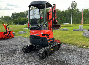 Excavateur sur chenilles Kubota U17 d'occasion à vendre avec garantie de 1 an - Product Image 2
