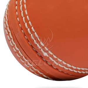 Pelota de Cricket de Cuero Ligera de Nuevo Diseño, Pelota de Cricket Dura al por Mayor, Pelota de Cricket Dura Hecha a Medida - Product Image 5