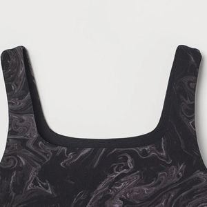 Nouveau soutien-gorge de sport pour femmes à séchage rapide respirant et léger à maintien élevé avec logo frontal pour l'entraînement physique - Product Image 6