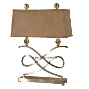 Lampe de table et plancher en métal enduit de poudre de couleur blanche et base en rotin de meilleure qualité Lampes décoratives de luxe pour la maison de l'Inde - Product Image 5