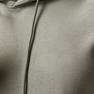 Ensemble sweat-shirt et jogging slim fit, survêtement personnalisé pour l'entraînement, la détente ou le style quotidien - Product Image 3