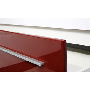 Juego de Muebles de Baño Bern Rojo de Alto Brillo, Lavabo de Cerámica, Encimera de Mármol, Espejo, Mueble con Espejo, Materiales de Melamina y MDF de Alto Brillo - Product Image 6