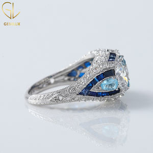 Nouvelle bague de fiançailles en diamant de laboratoire à trois pierres d'inspiration vintage de conception personnalisée, bague en milgrain antique pour femme - Product Image 3