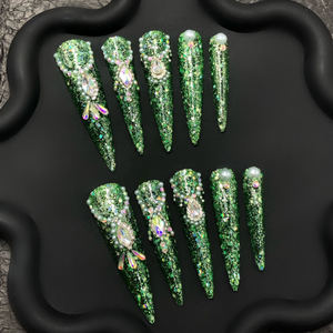 Uñas Postizas de Lujo Aura Chic, Diseño de Diamantes Verdes en Forma de Ataúd, 10 Piezas, Acrílicas, Fáciles de Aplicar, Set de Arte para Uñas - Product Image 3