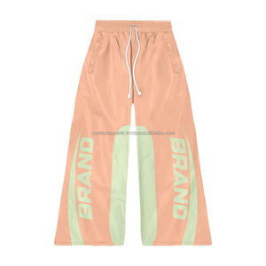 ชุดเสื้อกันลมพรีเมียมน้ำหนักเบา 135 GSM ผ้าไนลอนโพลีเอสเตอร์ ดีไซน์ทันสมัยแบบหลายสี พร้อมโลโก้สั่งทำ - Product Image 2