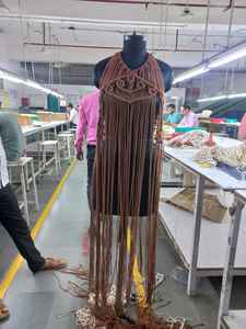 Ropa de mujer y prendas de ganchillo de algodón 100% hechas a medida de hilo de algodón 100% disponible en una amplia gama de colores. - Product Image 4