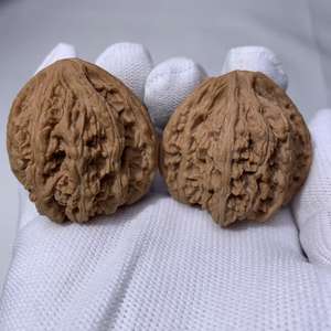 Noix rouges triangulaires Feng Shui, faites à la main, écologiques, durables, pour le jeu, entièrement naturelles, longue durée - Product Image 2