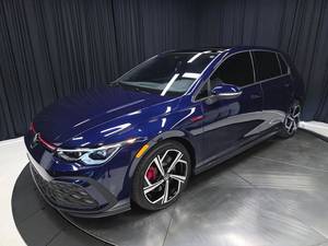 Volkswagen Golf GTI SE Hatchback 2024 d'occasion, 4 places, phares LED, moteur turbo essence, conduite à gauche, sièges foncés - Product Image 2