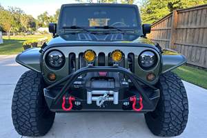 JEEP WRANGLER UNLIMITED SAHARA 4X4 2007 D'OCCASION CÔTÉ GAUCHE/CÔTÉ DROIT - Product Image 2