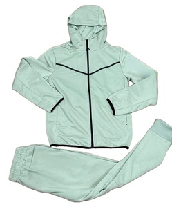 ชุดวอร์มแบบยูนิเซ็กซ์คุณภาพสูง ปรับแต่งได้ พร้อมโลโก้และดีไซน์เฉพาะตัว - Product Image 1