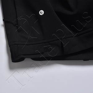 Pantalones de Esquí Negros de Pierna Ancha de Primera Calidad con Exterior Impermeable, Forro Cálido, Bolsillos con Cremallera y Puños Ajustables en el Bajo - Product Image 4