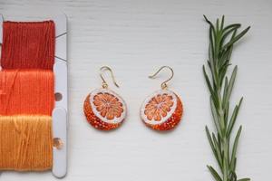 ต่างหูปักเม็ดลูกปัดที่มีน้ำหนักเบาสำหรับสตรีต่างหูลูกปัดสง่างามตามฤดูกาล - Product Image 4