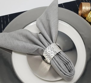 Anneaux de serviette en argent pour toutes les occasions Lot de 6 ronds de serviette - Product Image 1