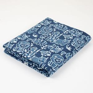 Tissu indigo élégant imprimé à la main avec des motifs d'animaux amusants, tissu élégant pour robes et vêtements - Product Image 1